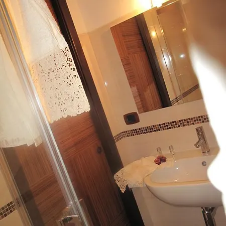 玛丽莲旅馆 3* 拉泰尔扎