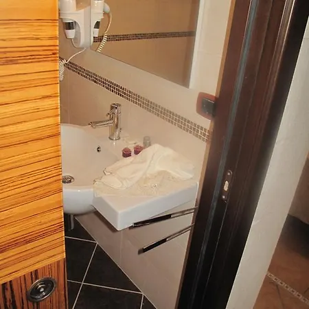 招待所 玛丽莲旅馆 拉泰尔扎